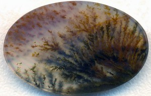 Описание особенностей драгоценного камня агата моховика