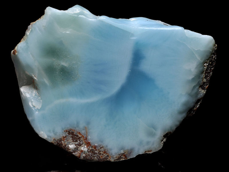 Камень ларимар и его свойства
